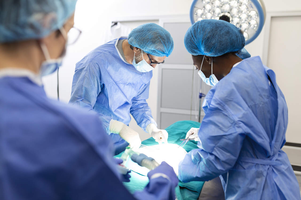 Cirurgia plástica é segura Entenda os riscos reais e como minimizá-los